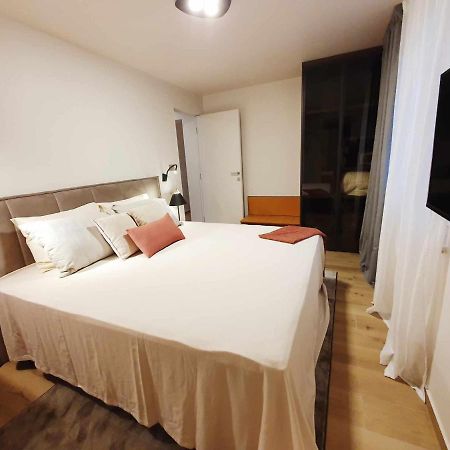 New Ana Design City Center Apartments Πούλα Εξωτερικό φωτογραφία