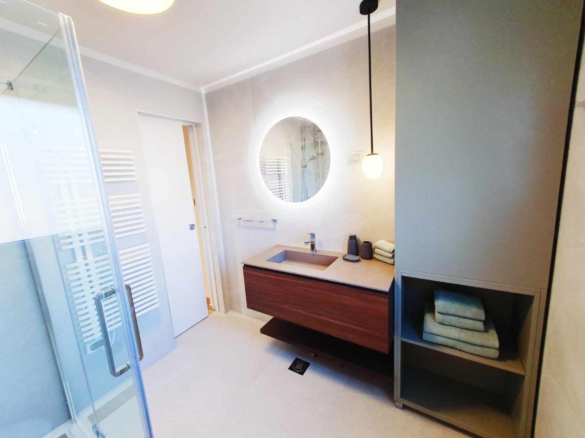 New Ana Design City Center Apartments Πούλα Εξωτερικό φωτογραφία